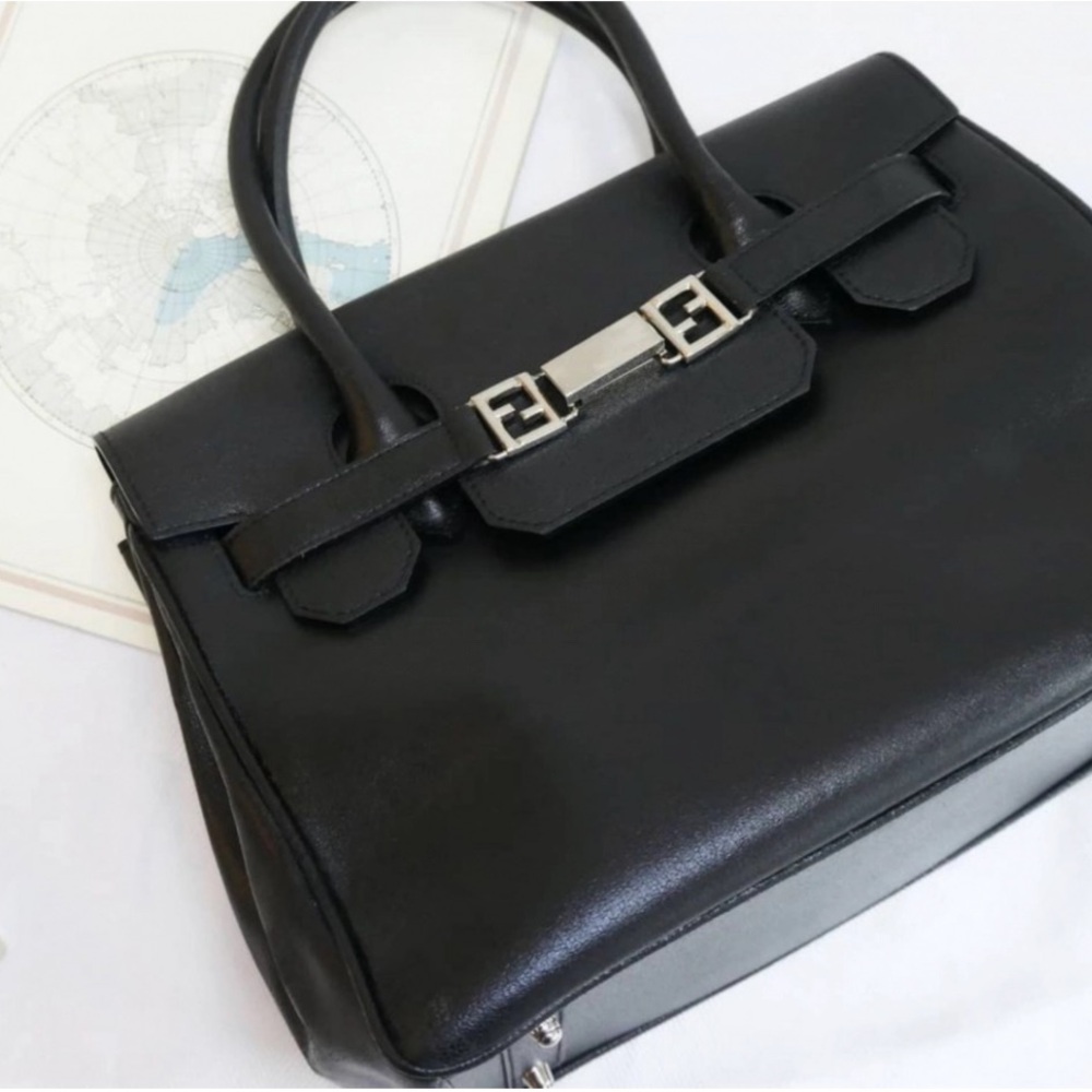 Fendi 30 purse